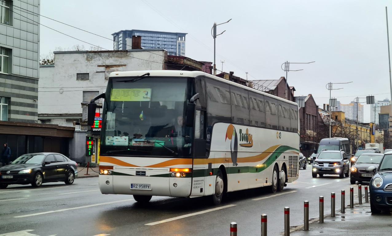 Польша, Van Hool T917 Acron № RZ 9589V