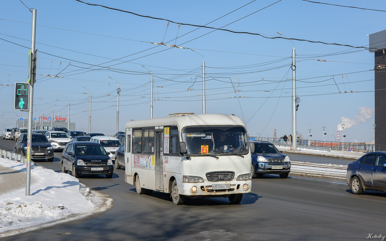 Алтайский край, Hyundai County LWB (ТагАЗ) № К 812 ВО 122