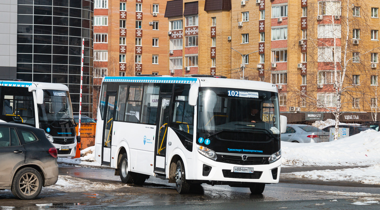 Башкортостан, ПАЗ-320405-04 "Vector Next" № Н 884 ВМ 702; Башкортостан — Презентации новых автобусов ГУП "Башавтотранс"