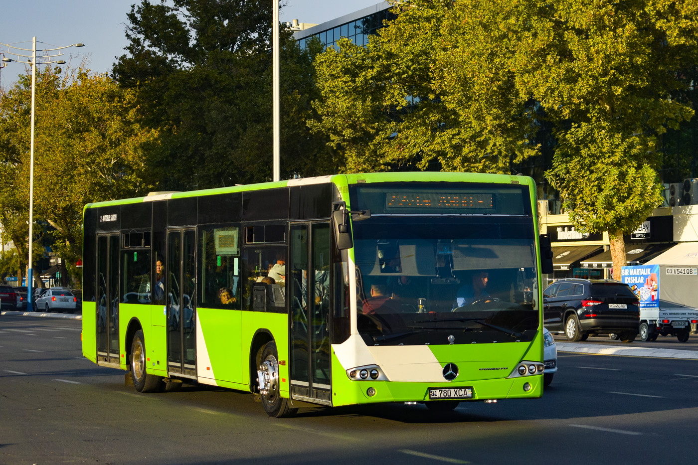 Узбекистан, Mercedes-Benz Conecto II № 02072