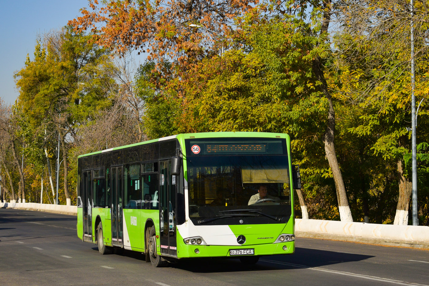 Узбекистан, Mercedes-Benz Conecto II № 04068