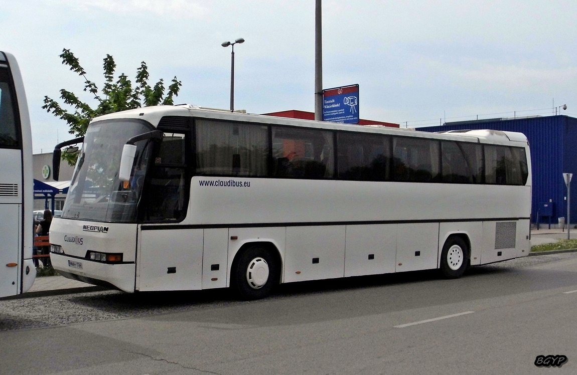 Венгрия, Neoplan N316SHD Transliner № MWH-788