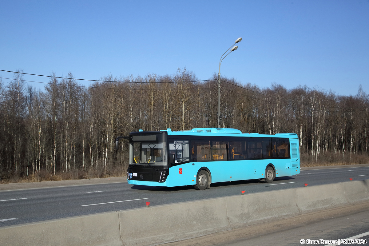 Sanktpēterburga — New buses