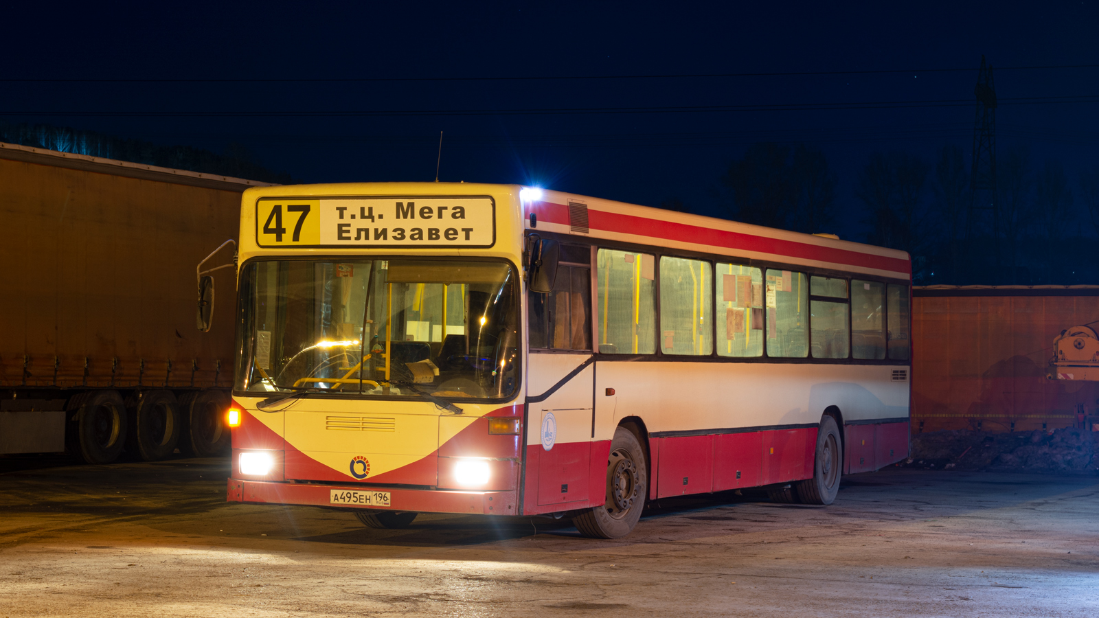 Свердловская область, Mercedes-Benz O405N (SAM) № А 495 ЕН 196