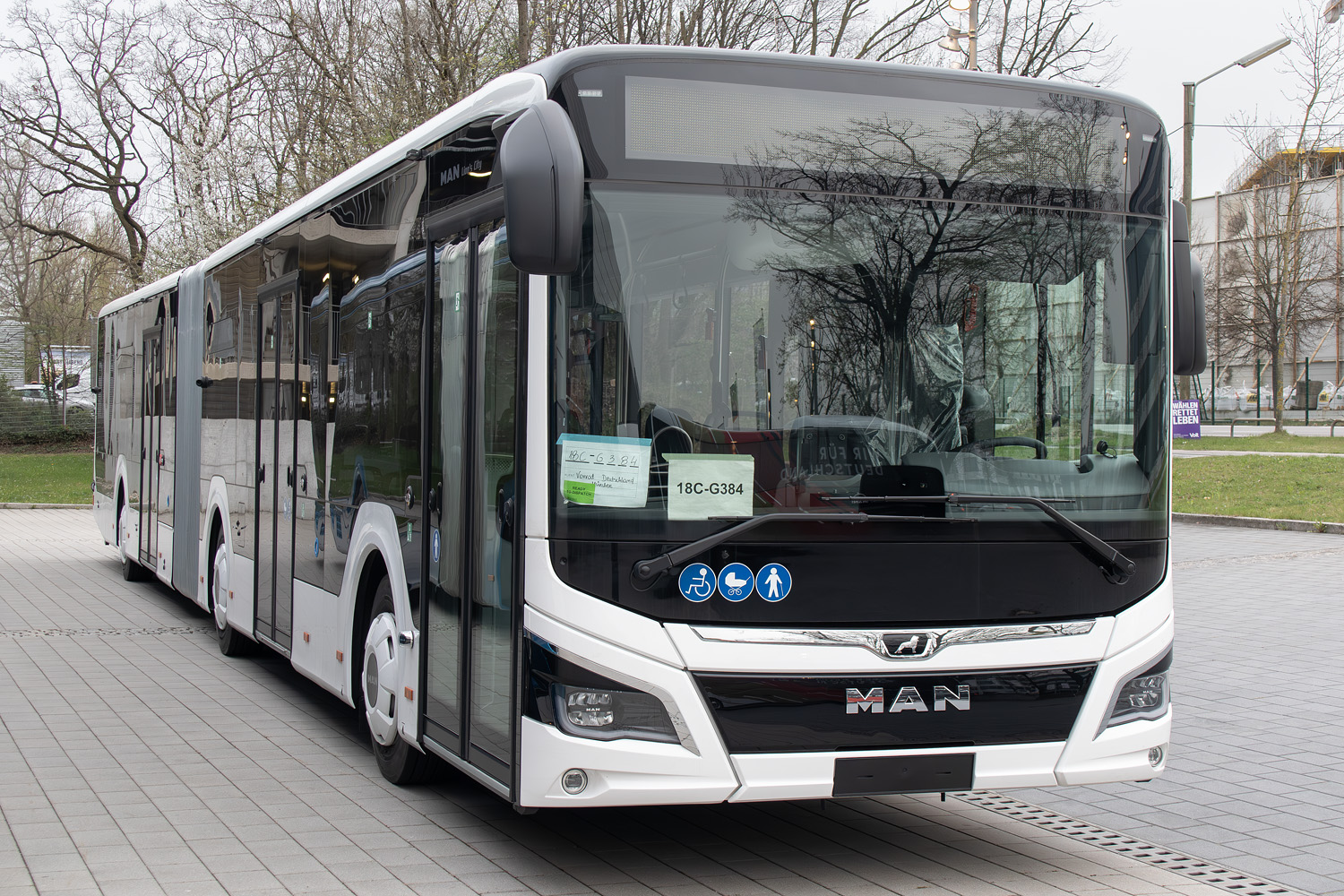 Баден-Вюртемберг, MAN 18C Lion's City 18 NG360 № UL-SC 2466; Бавария — Новые автобусы MAN / Neoplan