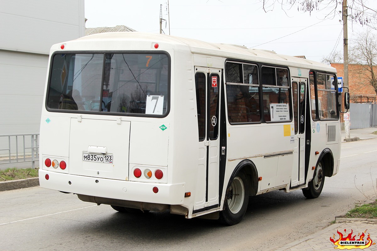 Краснодарский край, ПАЗ-32054 № М 835 УО 123