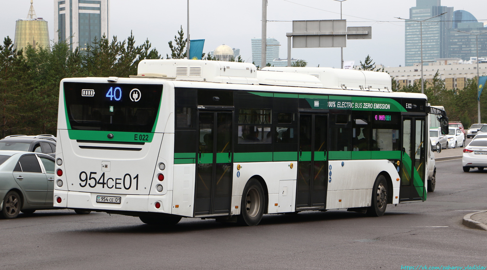 Astana, Yutong E12 (ZK6128BEVG) (SaryarkaAvtoProm) č. E022