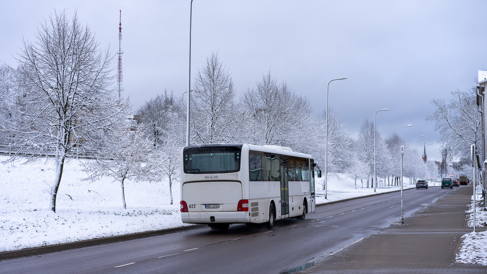 Латвия, MAN R60 Lion's Intercity ÜL330 № 827