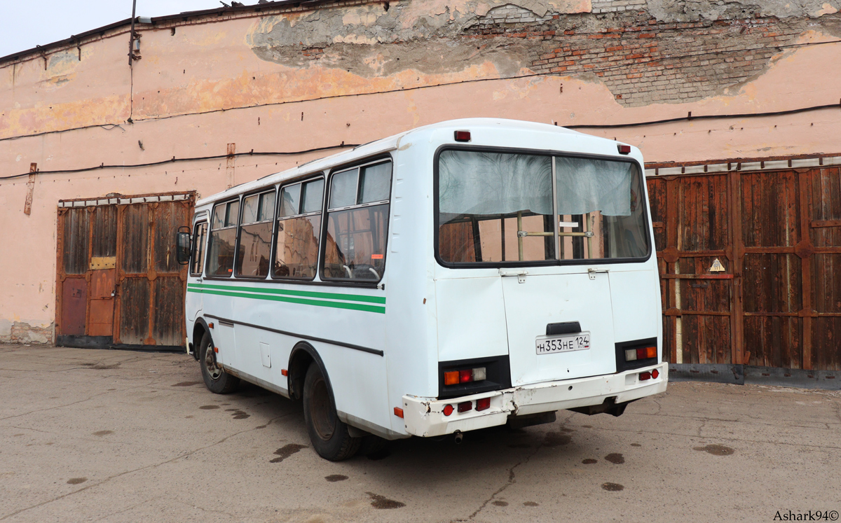 Region Krasnojarsk, PAZ-32051-110 Nr. Н 353 НЕ 124