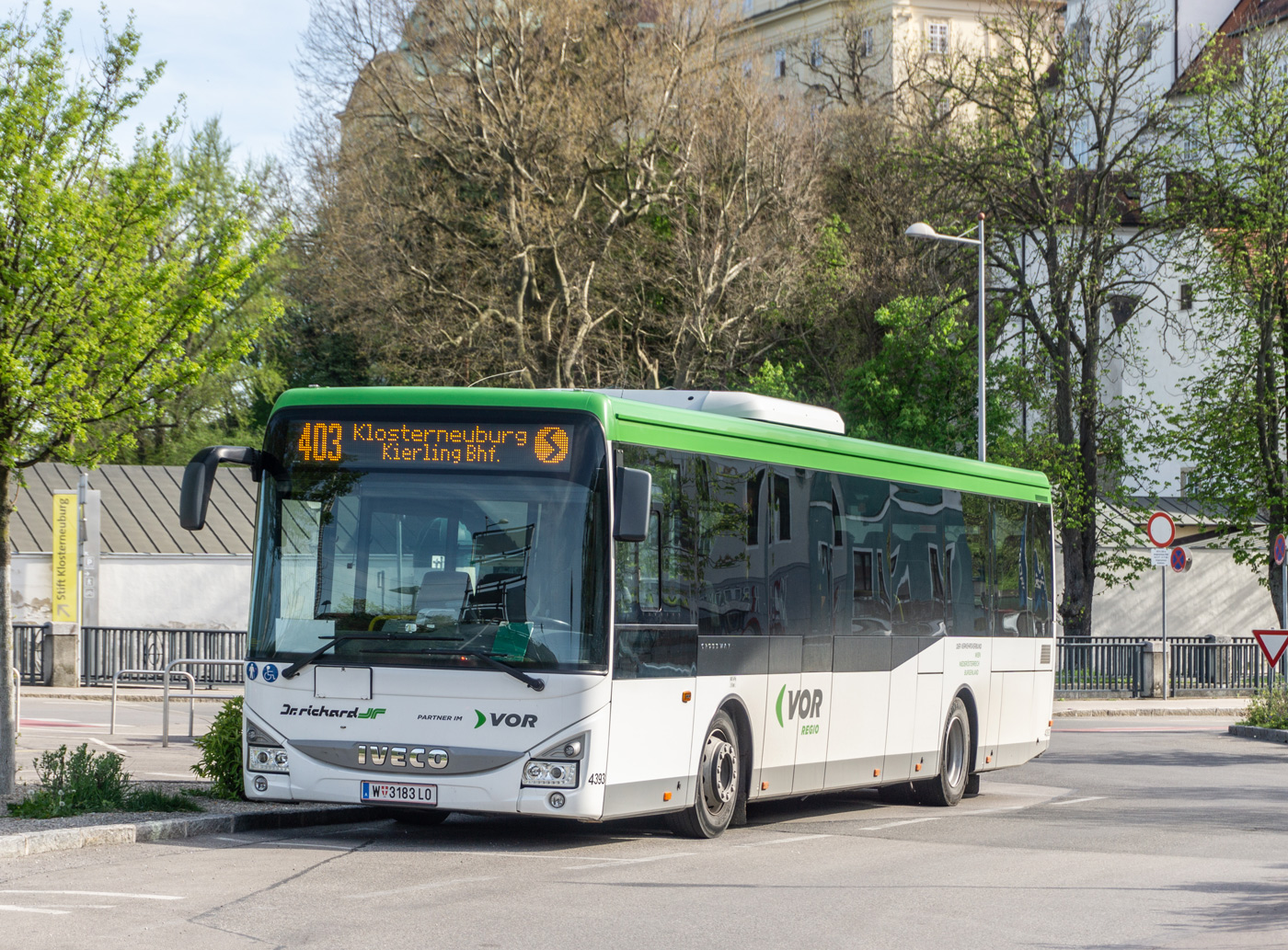 Austrija, IVECO Crossway LE LINE 12M Nr. 4393