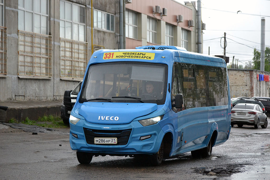 Чувашия, Нижегородец-VSN700 (IVECO) № М 286 НР 21