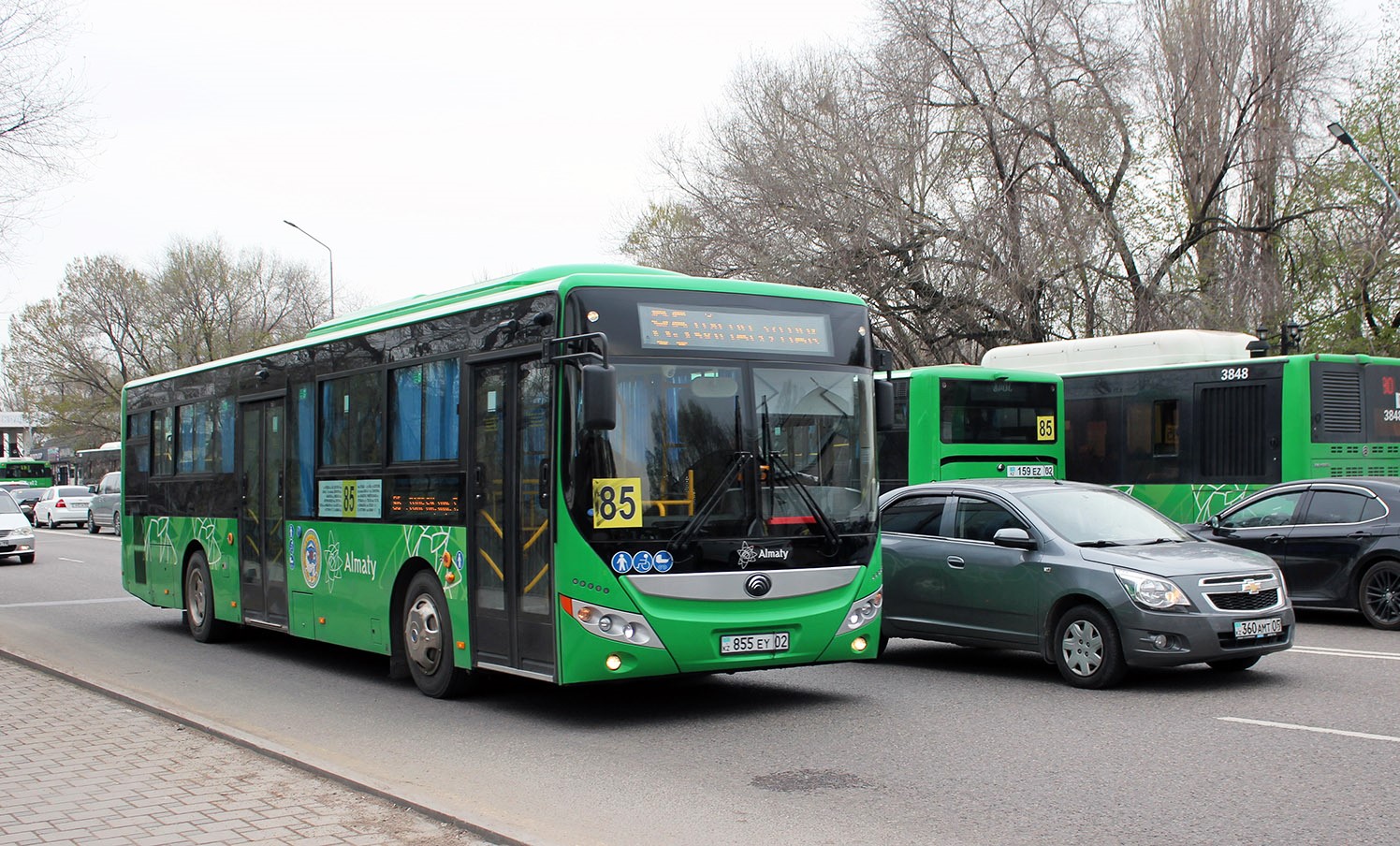 Almaty, Yutong ZK6118HGA (QazTehna) # 855 EY 02