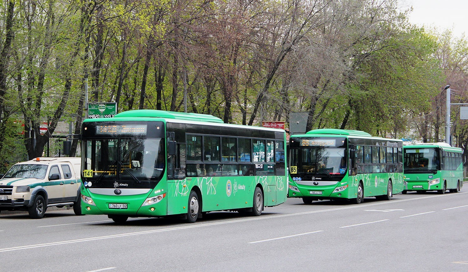 Алматы, Yutong ZK6118HGA № 760 LF 02