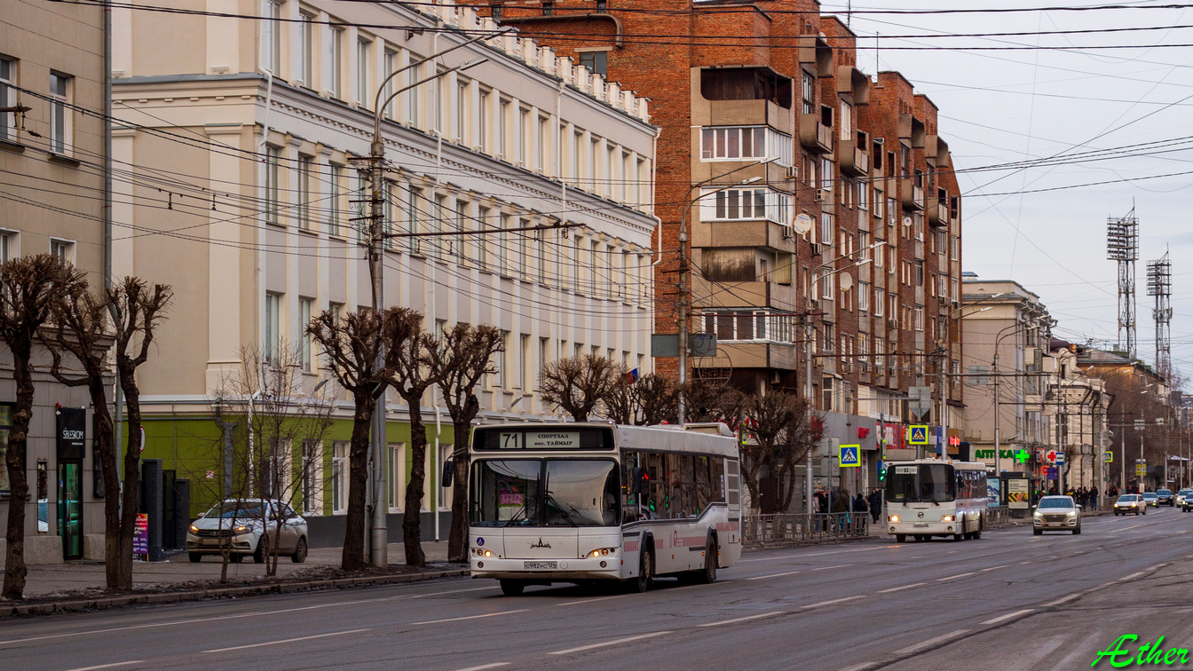 Krasnojarsko kraštas, MAZ-103.469 Nr. О 982 НС 124