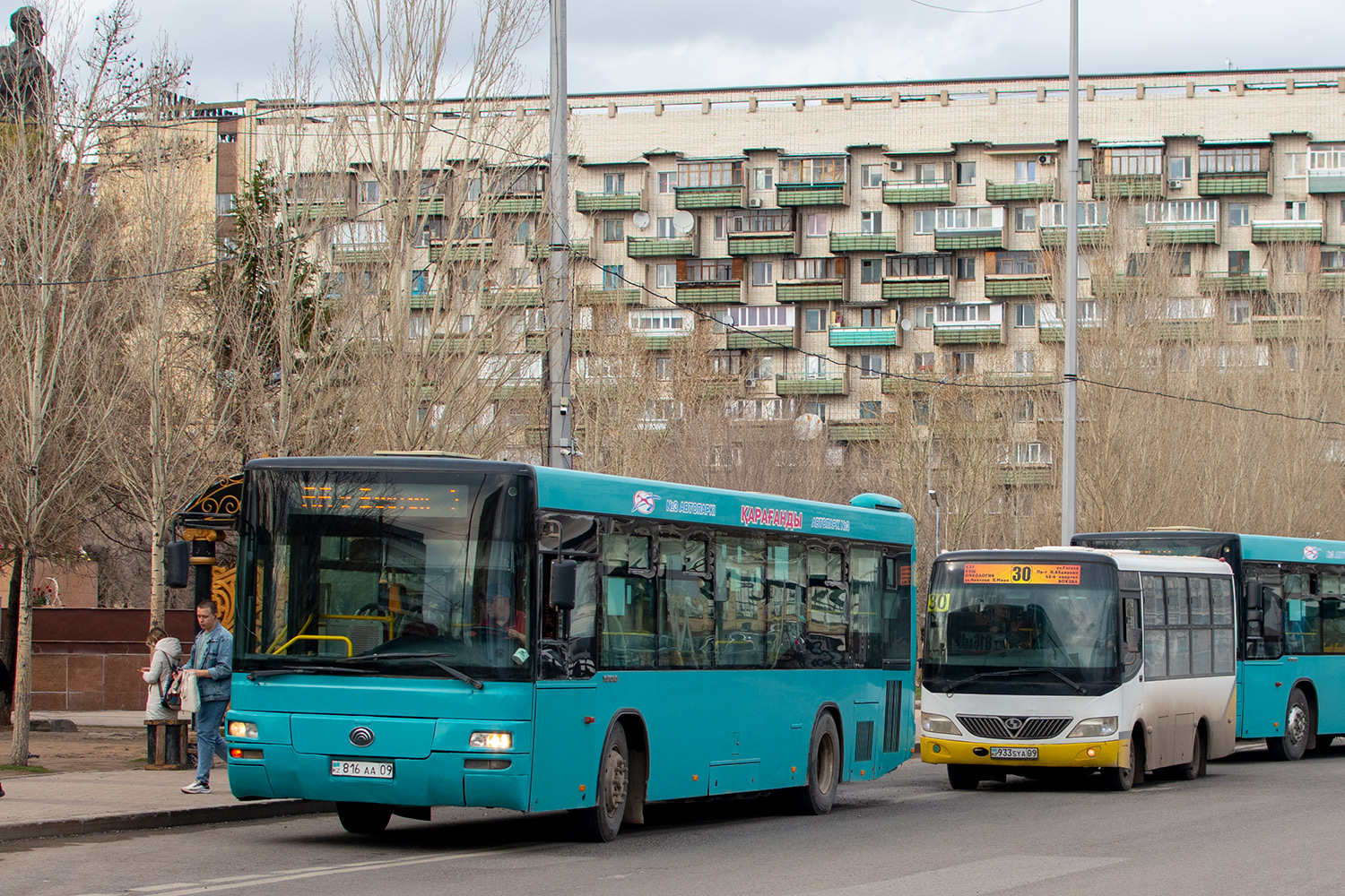 Карагандинская область, Yutong ZK6118HGA № 816 AA 09