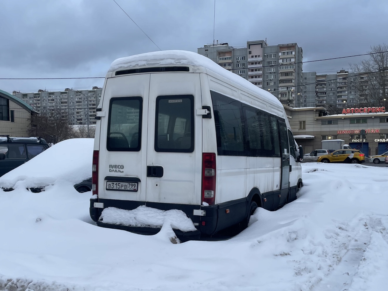 Москва, Нижегородец-2227UT (IVECO Daily) № В 315 РВ 799