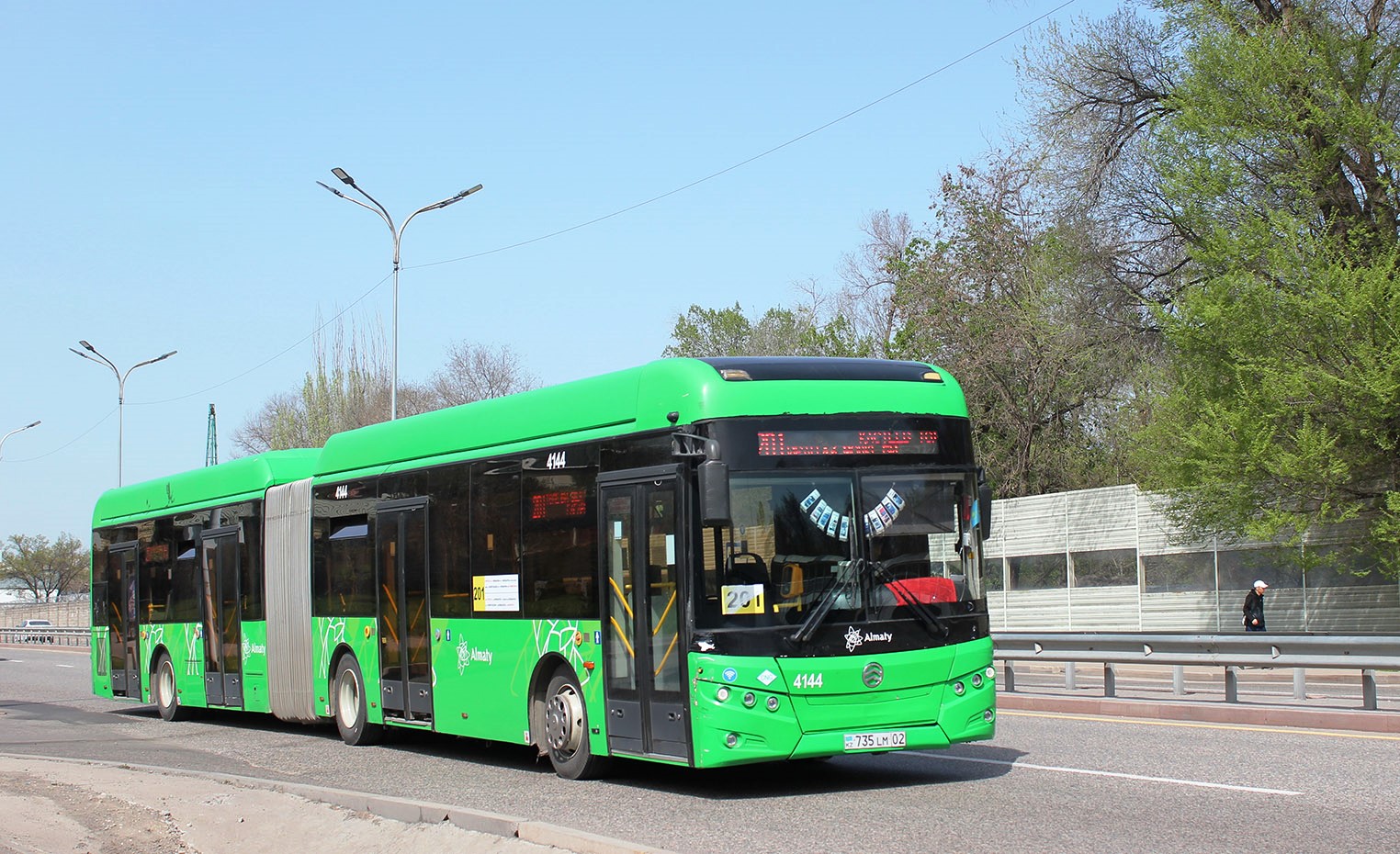 Алматы, Golden Dragon XML6185J13C (Hyundai Trans Auto) № 4144