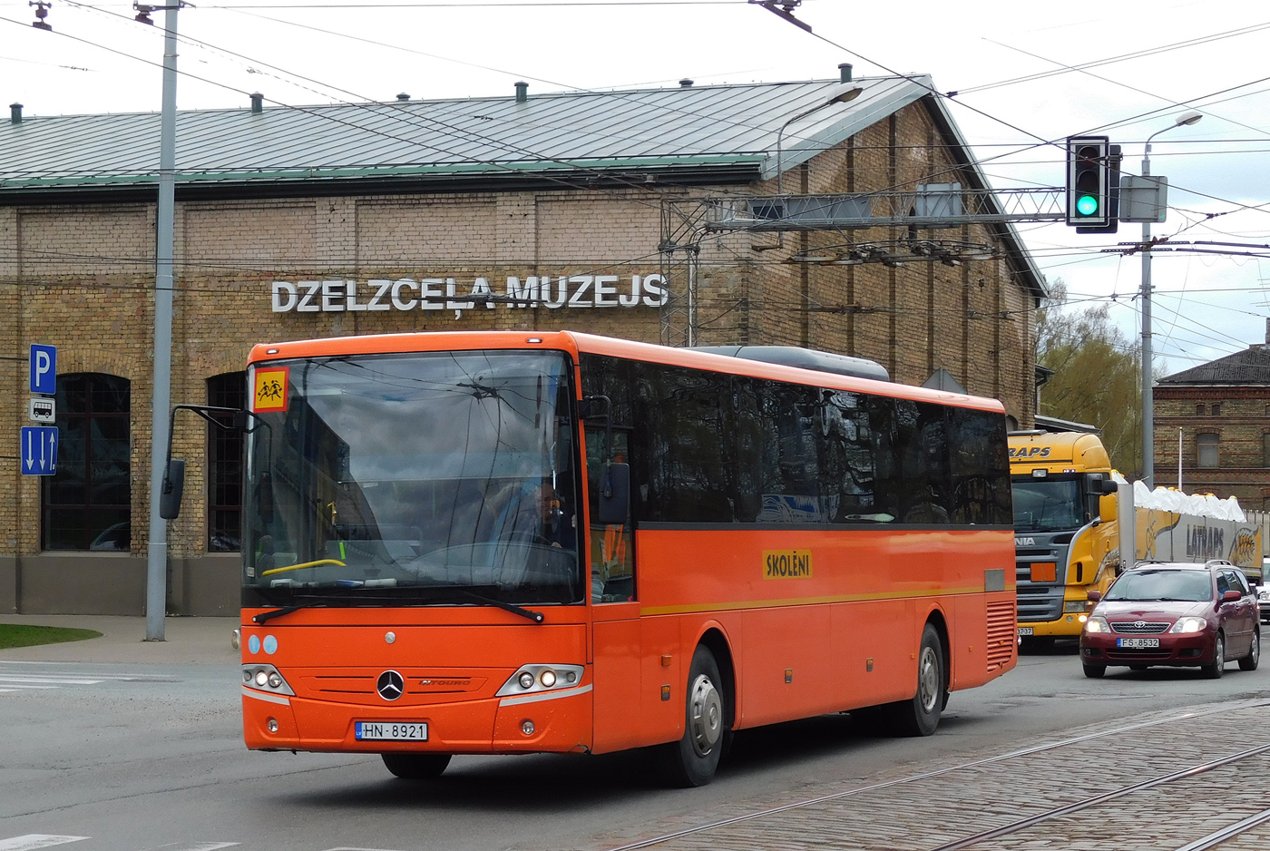 Латвия, Mercedes-Benz Intouro II E № HN-8921
