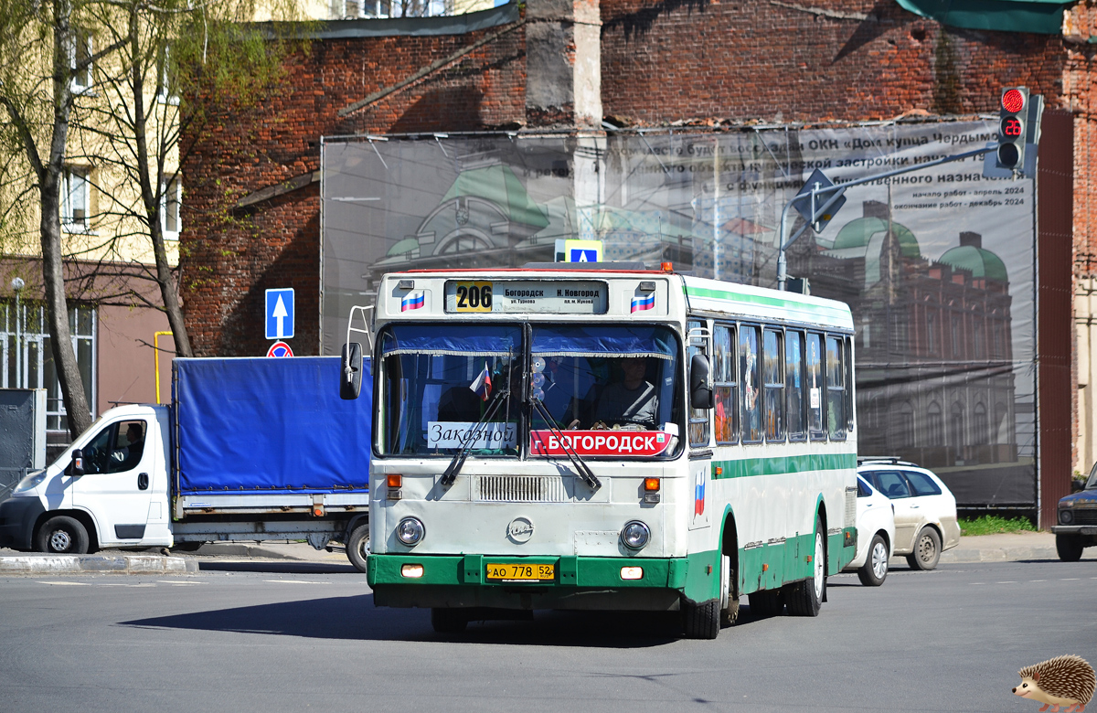 Нижегородская область, ЛиАЗ-5256.40-01 № АО 778 52