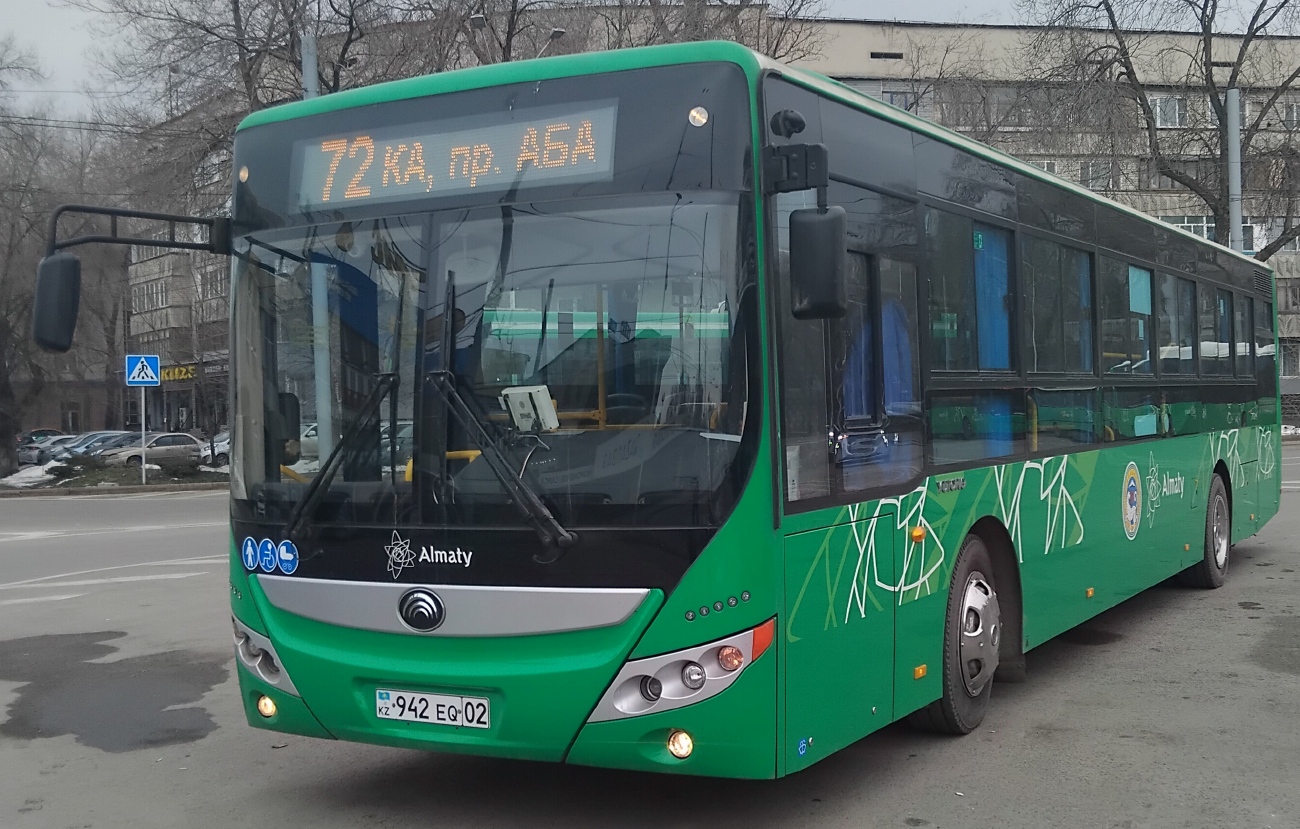 Алматы, Yutong ZK6118HGA (QazTehna) № 942 EQ 02