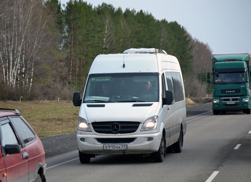 Чувашия, Mercedes-Benz Sprinter W906 515CDI № В 910 МА 21