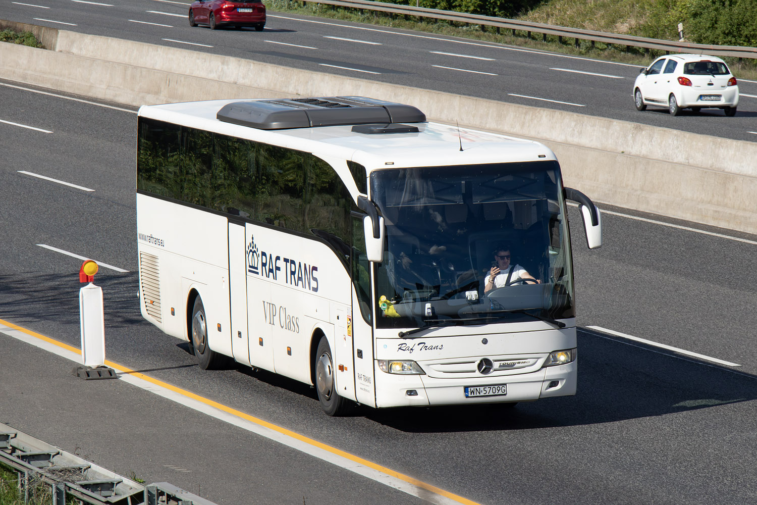 Polen, Mercedes-Benz Tourismo II 15RHD Nr. WN 5709G