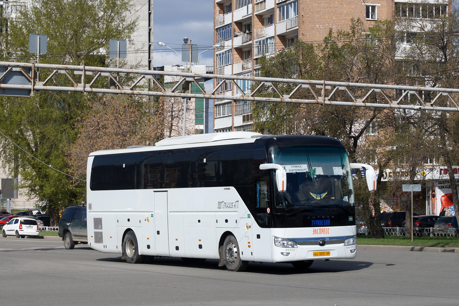 Свердловская область, Yutong ZK6122H9 № КО 005 66