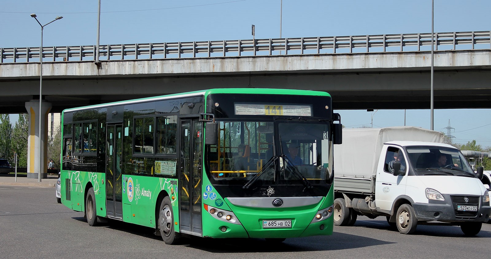 Алматы, Yutong ZK6118HGA № 685 HB 02