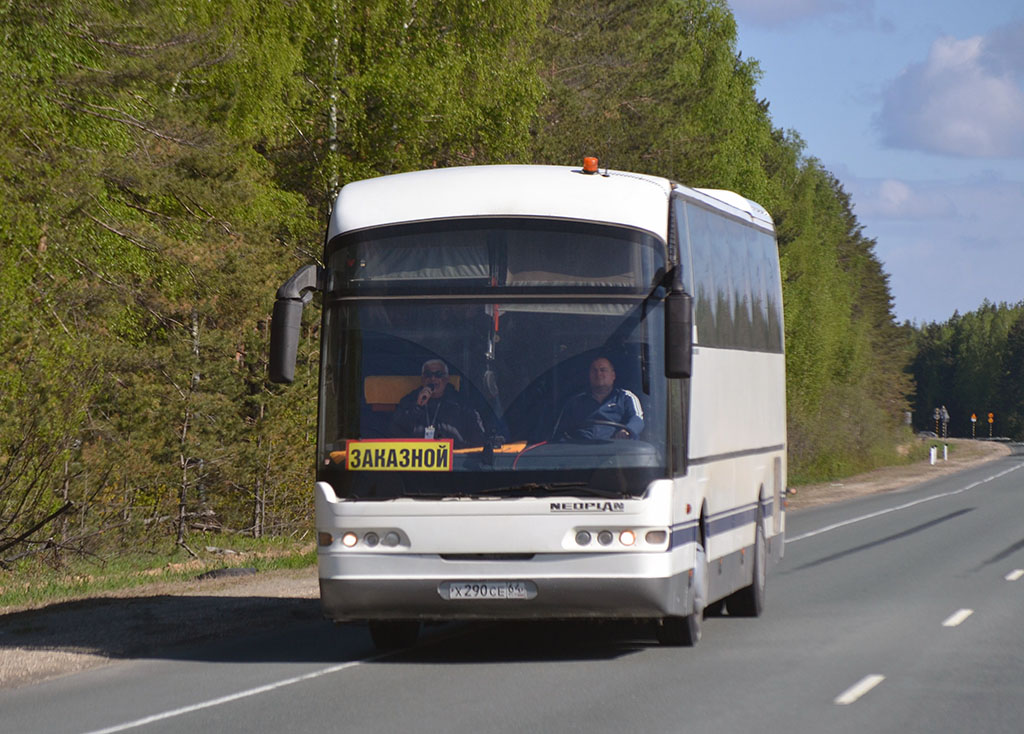 Саратовская область, Neoplan N3316SHD Euroliner SHD № Х 290 СЕ 64