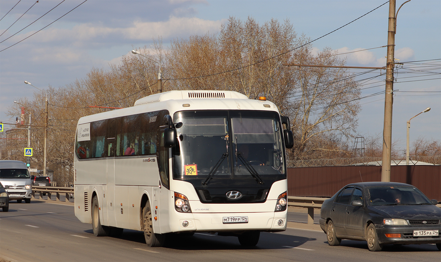 Красноярский край, Hyundai Universe Space Luxury № М 719 РР 124