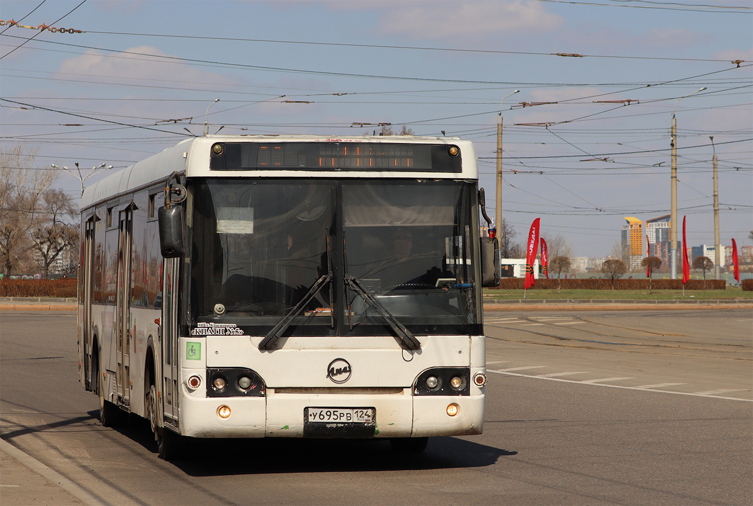 Kraj Krasnojarski, LiAZ-5292.21 Nr У 695 РВ 124