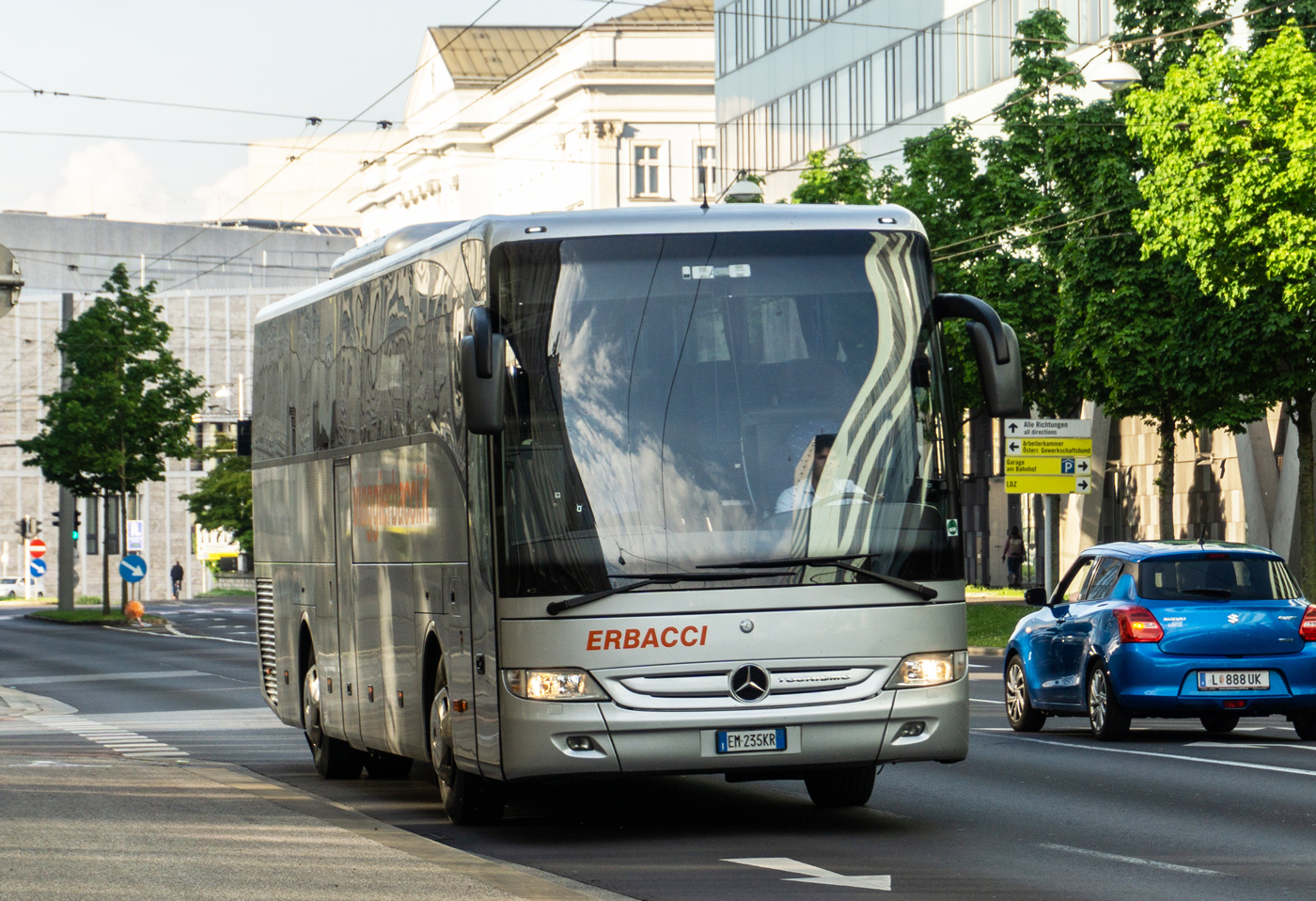 Италия, Mercedes-Benz Tourismo II 15RHD № EM 235KR