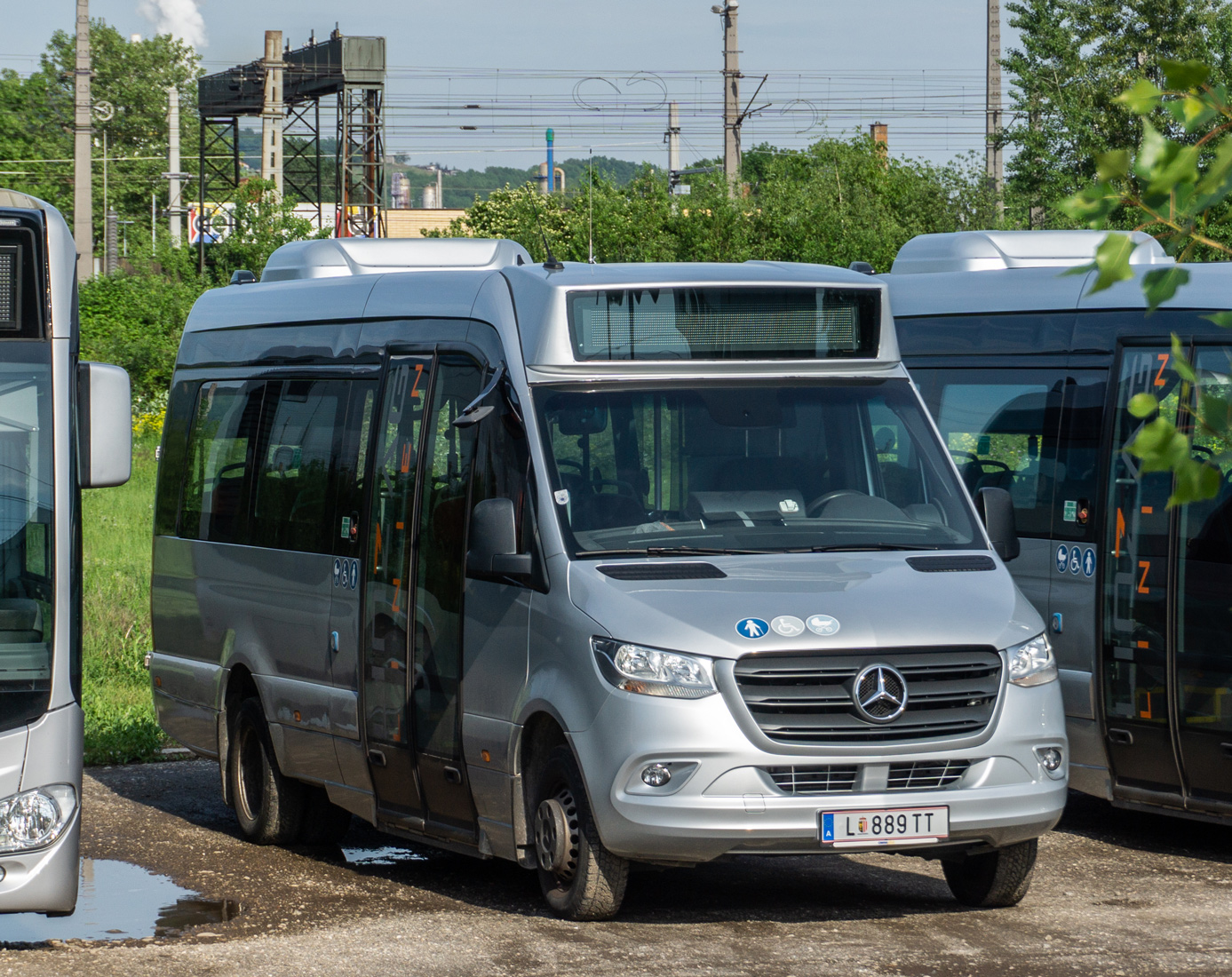 Австрия, Mercedes-Benz Sprinter City 45 № L 889 TT