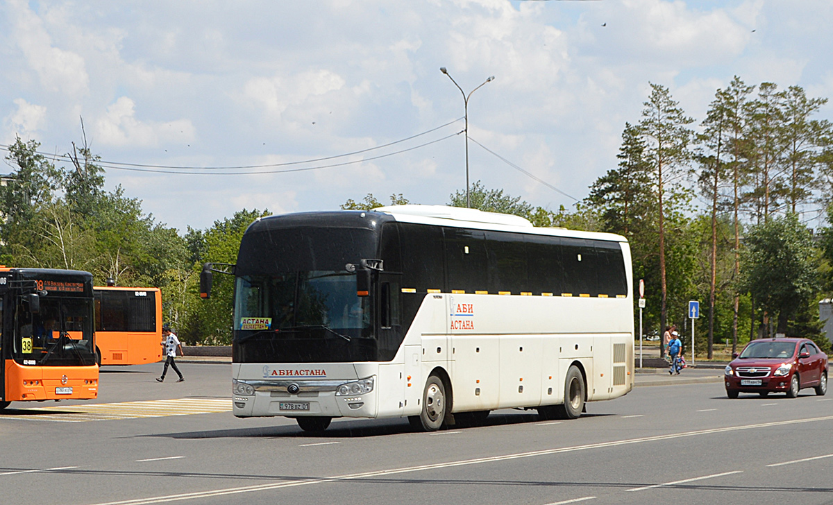 Астана, Yutong ZK6122H9 № 978 BZ 01