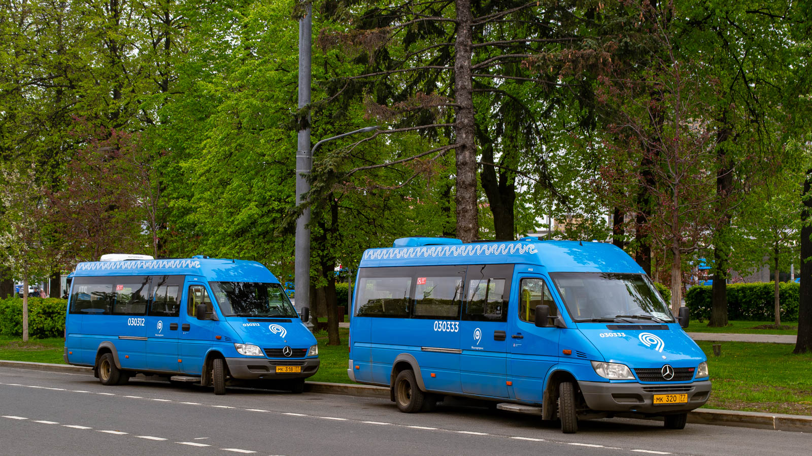 Москва, Луидор-223206 (MB Sprinter Classic) № 030312; Москва, Луидор-223206 (MB Sprinter Classic) № 030333