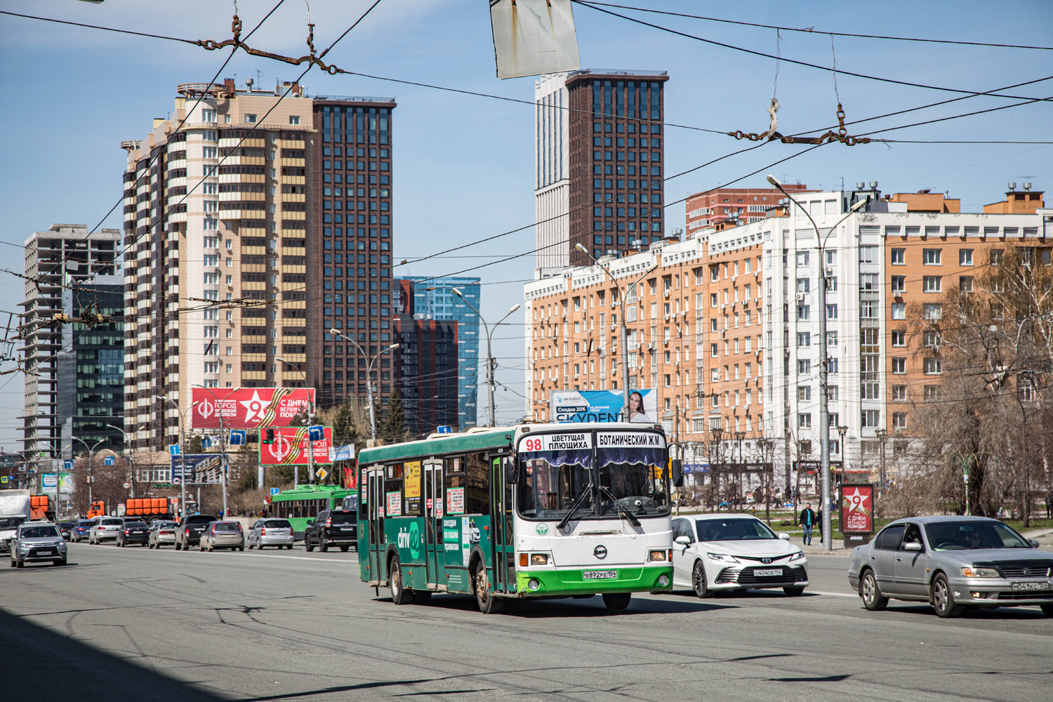 Новосибирская область, ЛиАЗ-5256.36 № В 892 РЕ 154