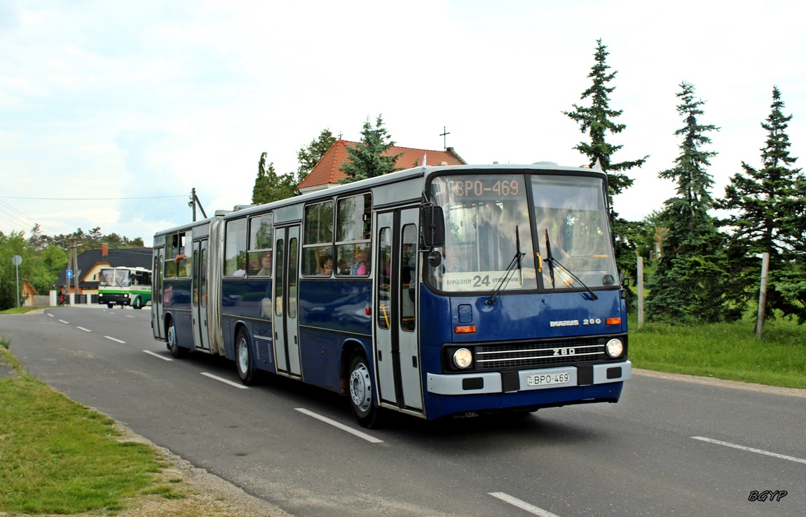 Венгрия, Ikarus 280.40A № 04-69; Венгрия — IV. Nemzetközi Ikarus Találkozó, Tapolca (2024)