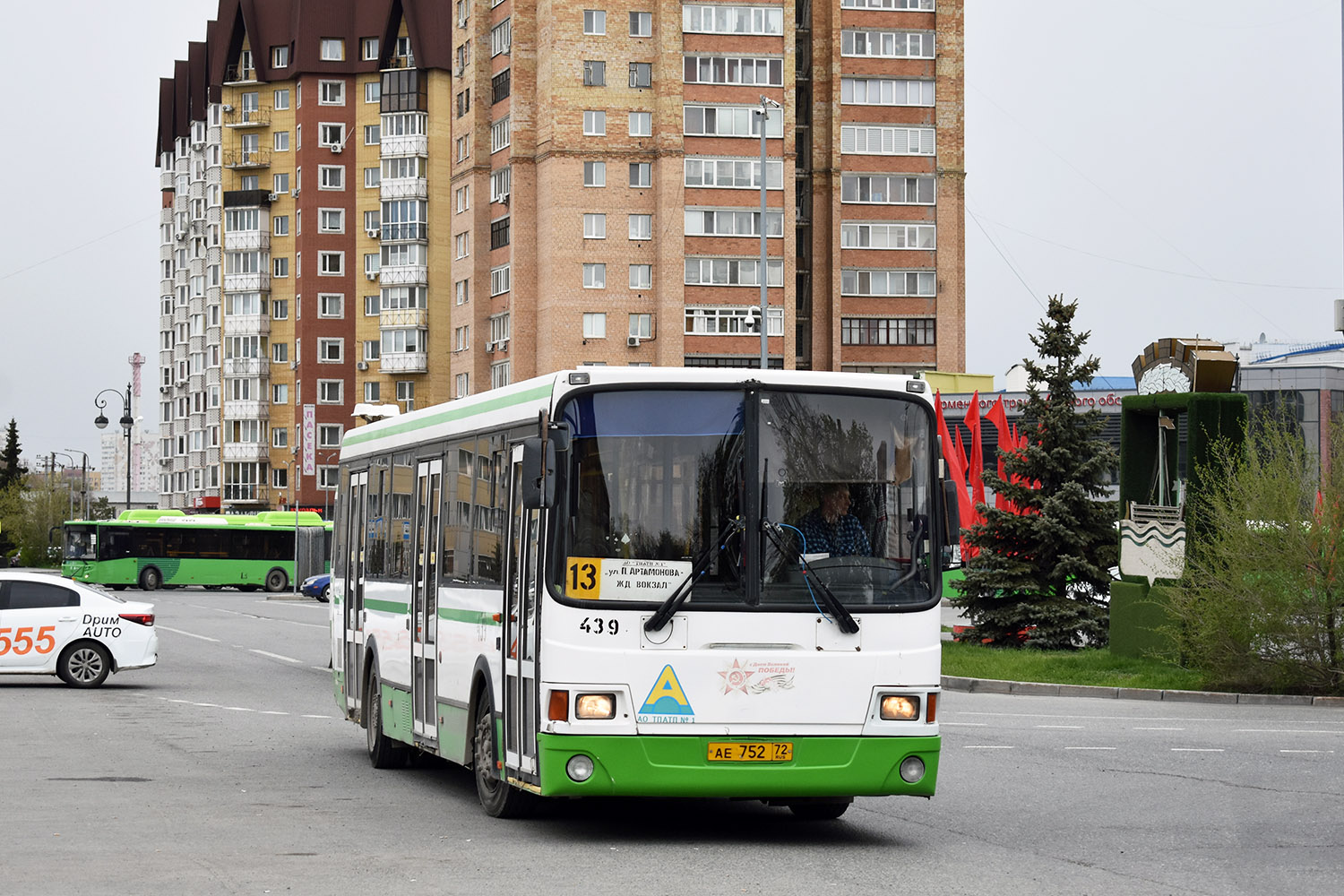 Тюменская область, ЛиАЗ-5293.54 № 439