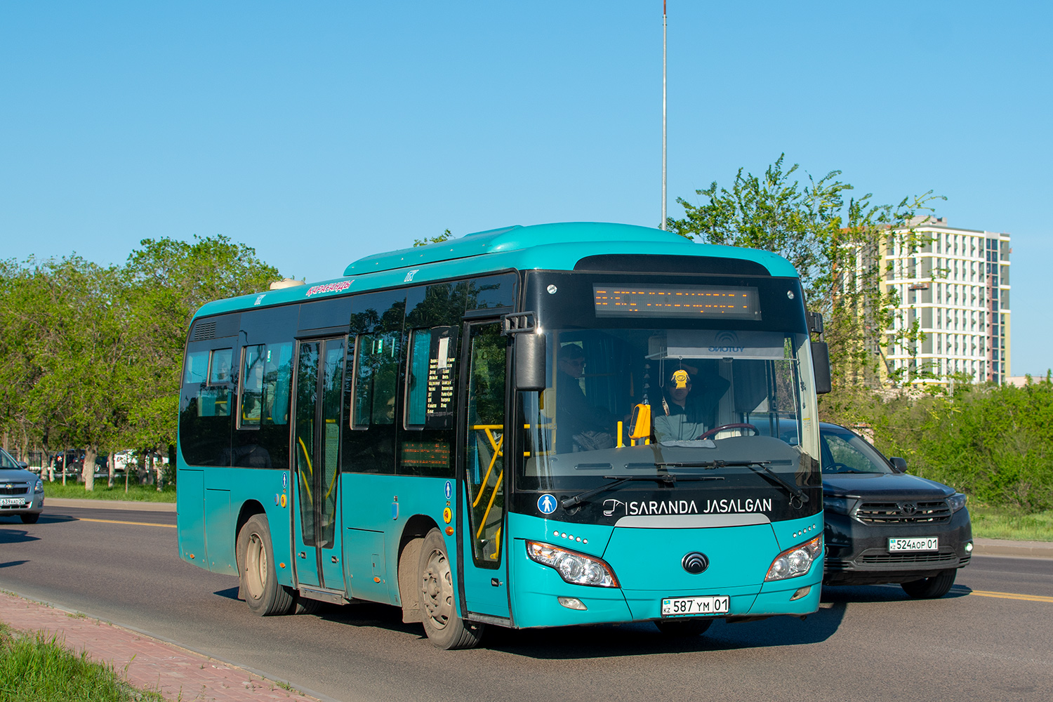 Карагандинская область, Yutong ZK6852HG (СарыаркаАвтоПром) № 587 YM 01