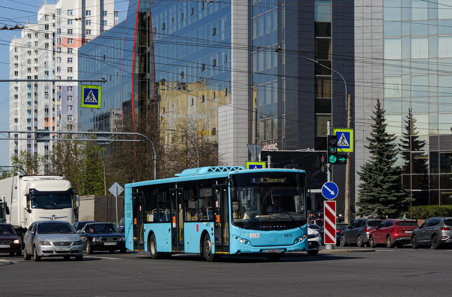 Sankt Petersburg, Volgabus-5270.G2 (LNG) Nr 6410