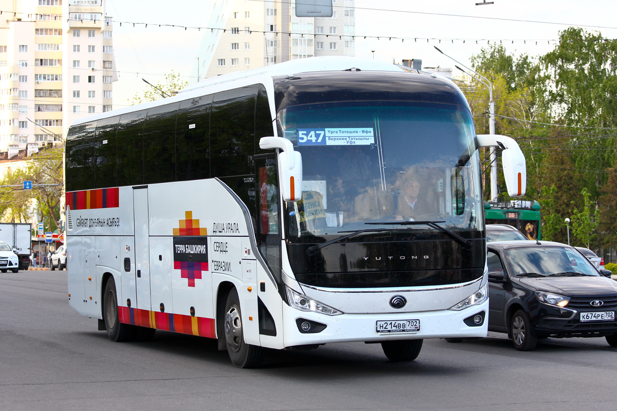 Башкортостан, Yutong C12PRO (ZK6128H) № Н 214 ВВ 702