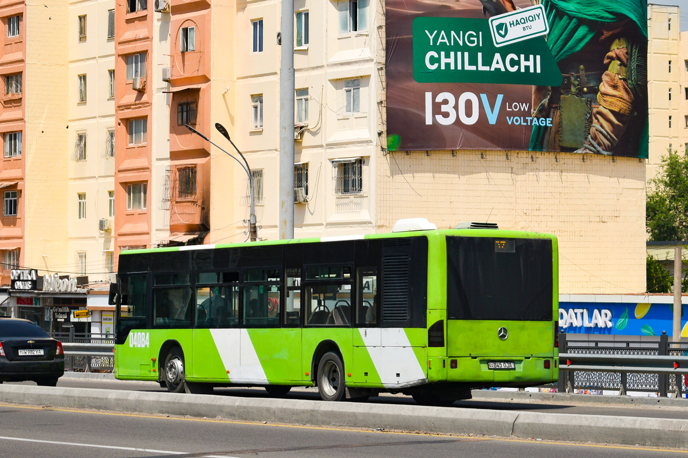 Узбекистан, Mercedes-Benz Conecto II № 04084