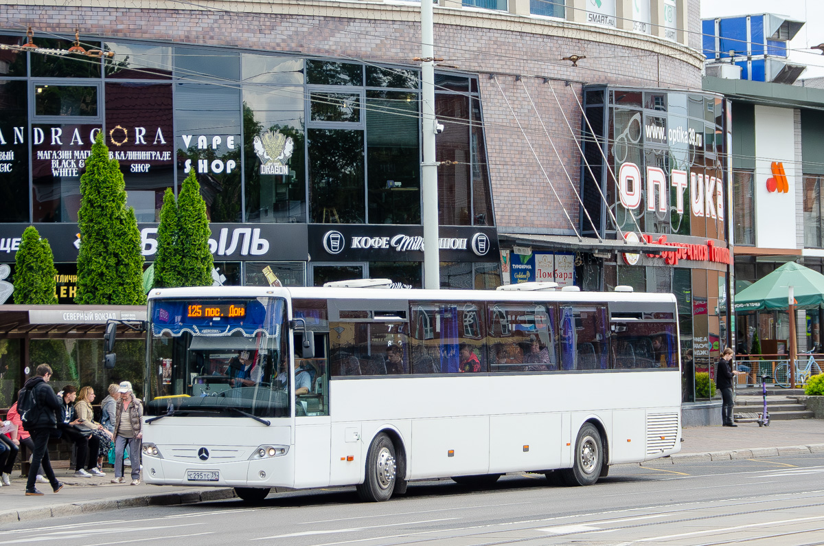 Калининградская область, Mercedes-Benz Intouro II E № 168