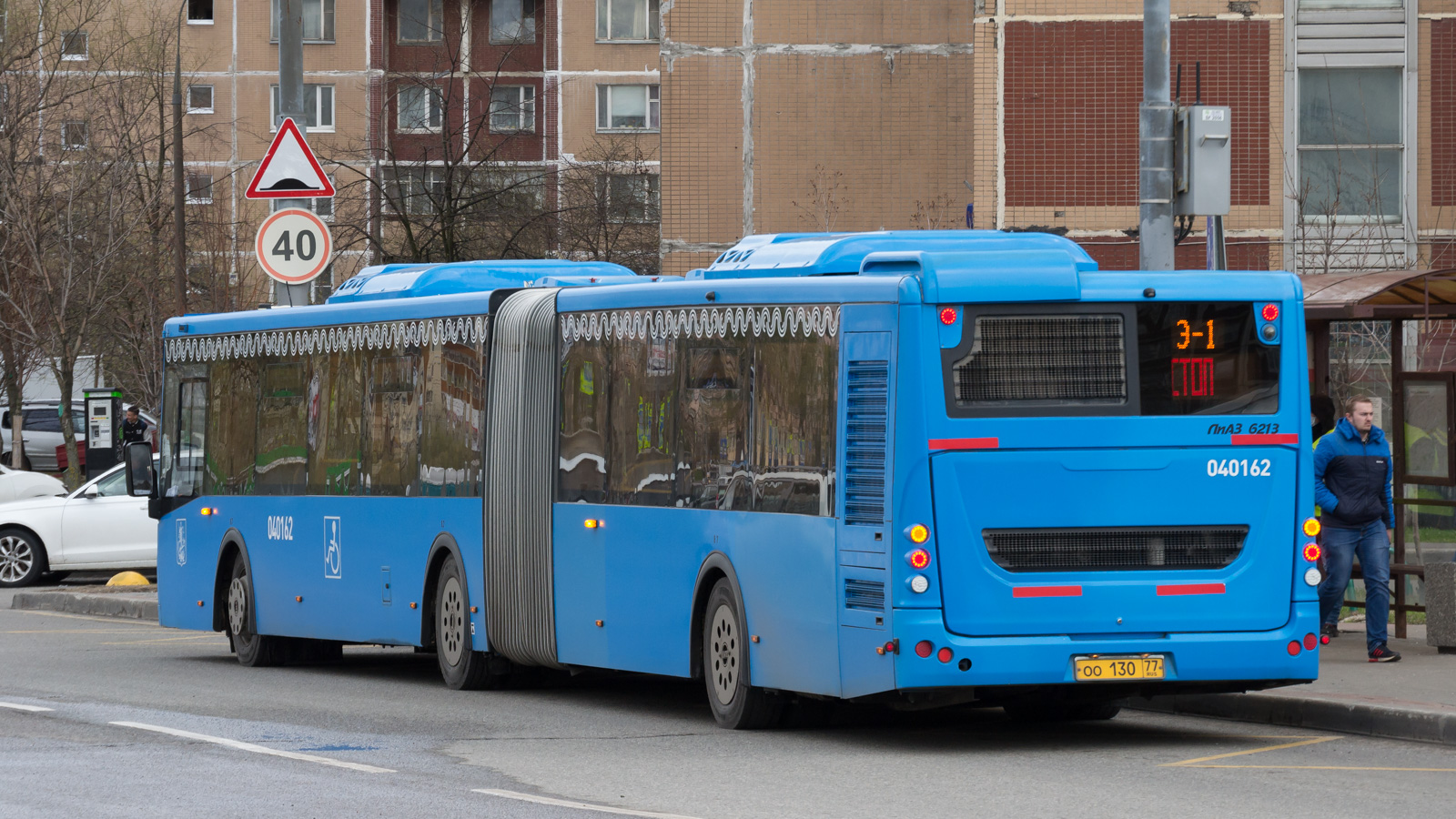 Moskva, LiAZ-6213.65 č. 040162