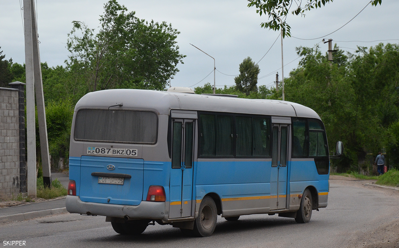 Almaty, Hyundai County (Hyundai Trans Auto) # 087 BKZ 05