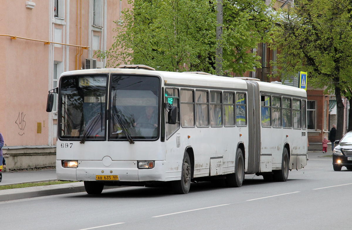 Псковская область, Mercedes-Benz O345G № 697