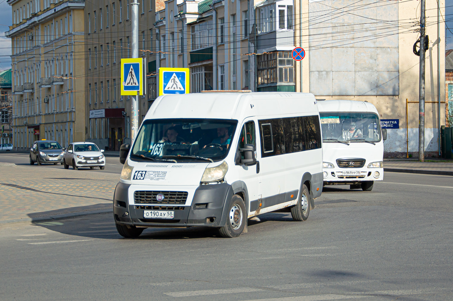 Пензенская область, Нижегородец-FST613 (FIAT Ducato) № О 190 АУ 58; Пензенская область, Hyundai County (группа ТагАЗ) № О 969 РР 58