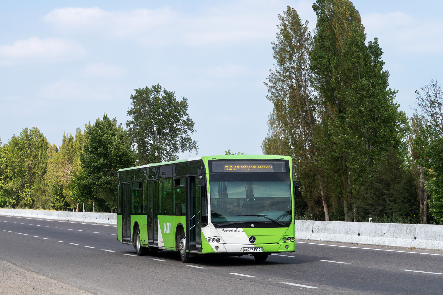 Узбекистан, Mercedes-Benz Conecto II № 04087