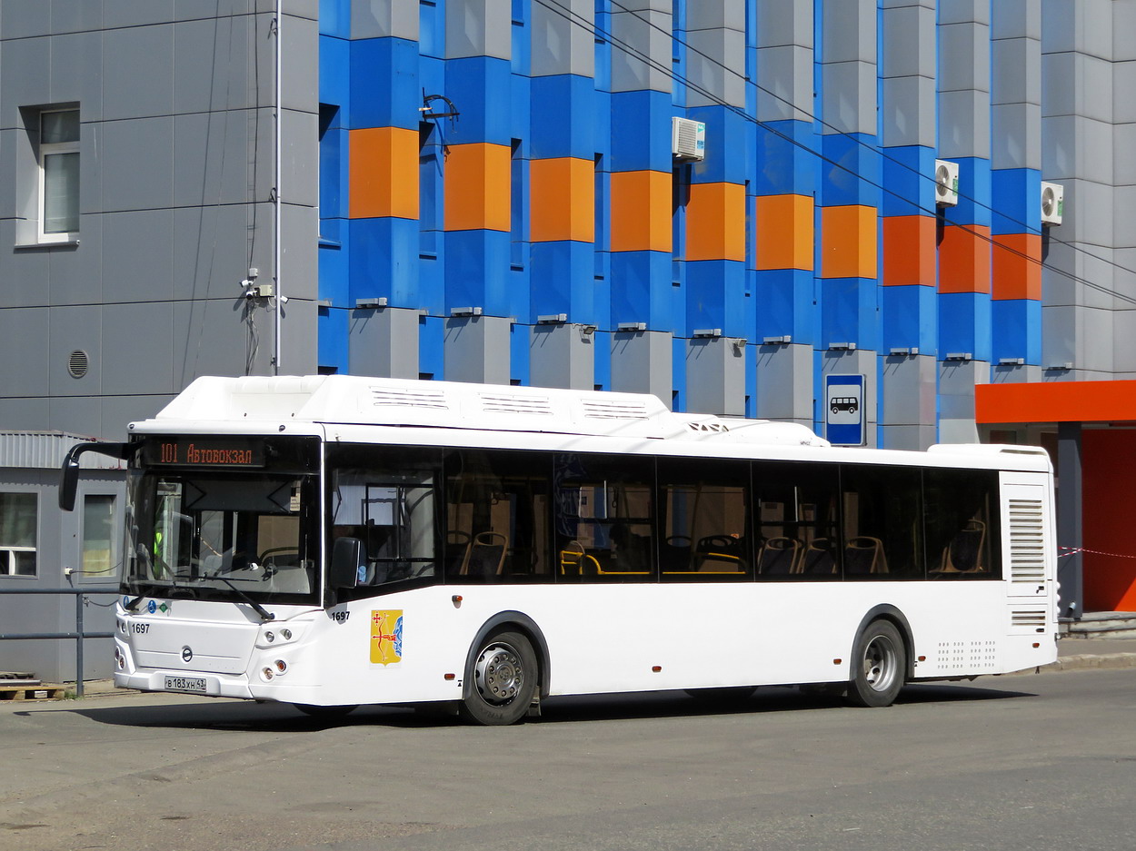 Кировская область, ЛиАЗ-5292.67 (CNG) № х697