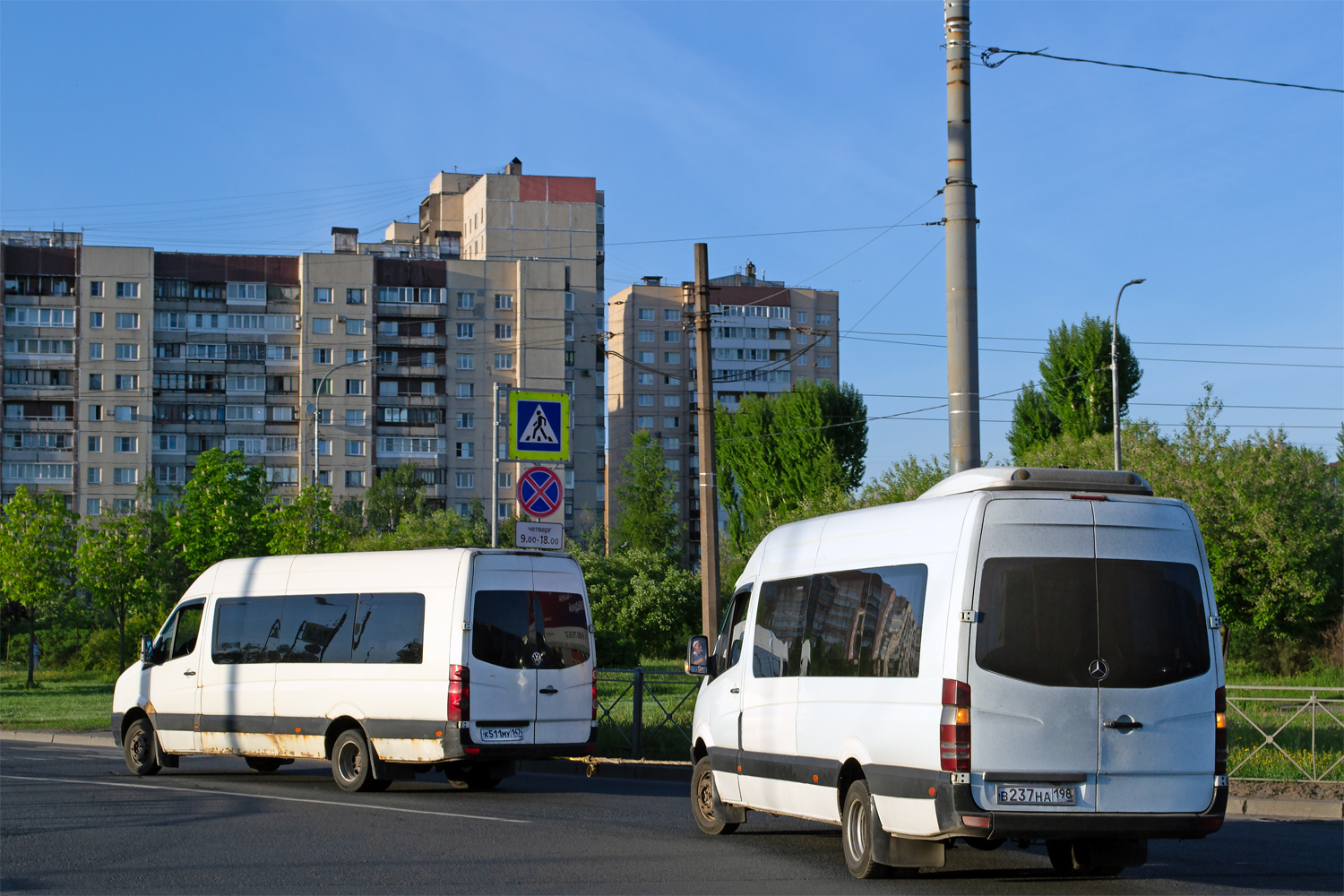 Санкт-Петербург, Volkswagen Crafter № К 511 МУ 147; Санкт-Петербург, Луидор-22360C (MB Sprinter) № В 237 НА 198